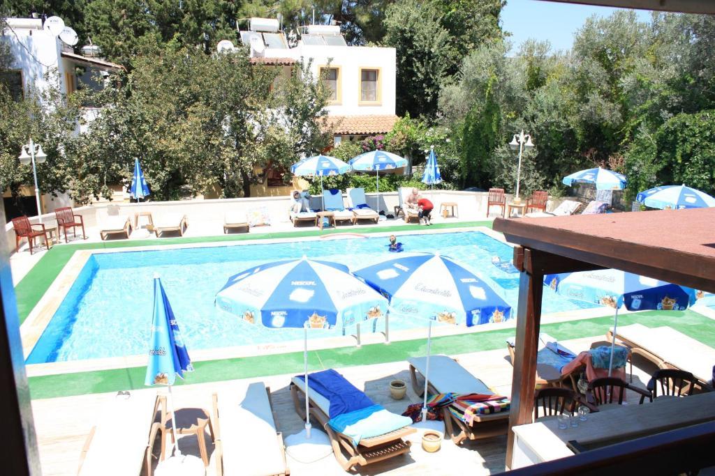 Toloman Hotel Bitez Beach מראה חיצוני תמונה