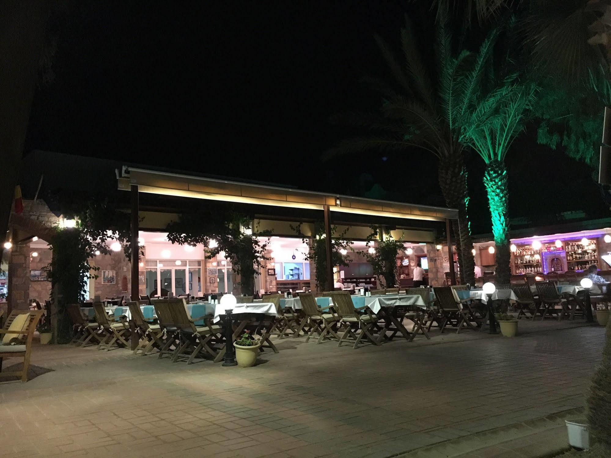 Toloman Hotel Bitez Beach מראה חיצוני תמונה